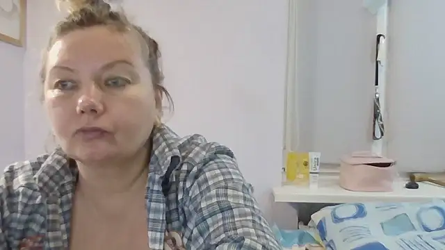 Lusi-777's cam snapshot