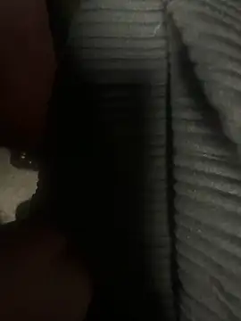 HiddenHoneyLDN's cam snapshot