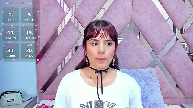 EmilyCollins11's cam snapshot