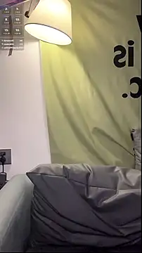 Cici250808's cam snapshot