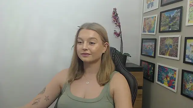 Mysteryerica's cam snapshot