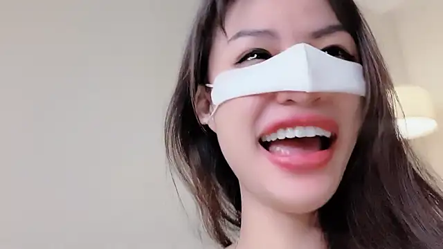 MaiLiiil's cam snapshot