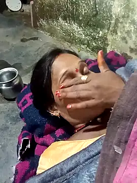 cute_diya_12 live sex cam