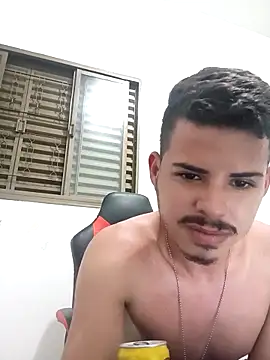 Caiomoretto live sex cam