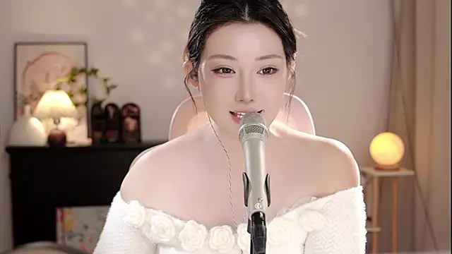 Dou-Dou-er live sex cam