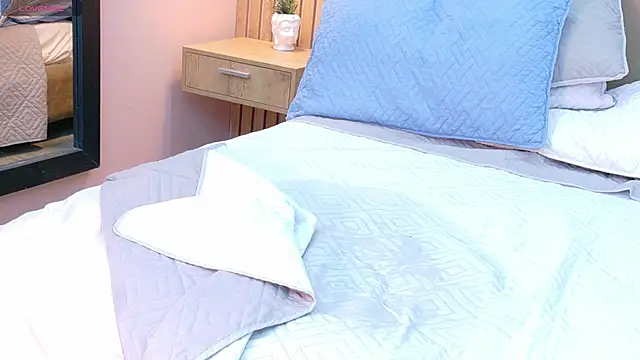 cielo_rivera's web cam