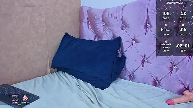 KimJStom's cam snapshot