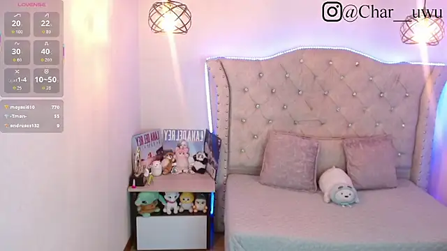 Charlotte_Jones__'s cam snapshot