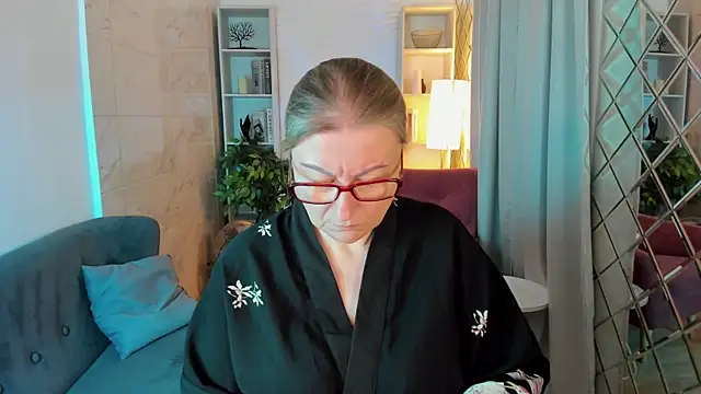 AlexandraKind's cam snapshot