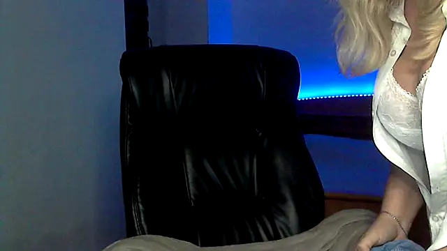 NERVOMOTINA's cam snapshot