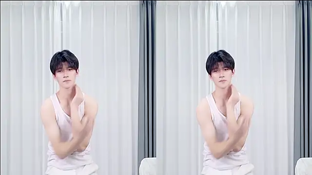 QYBOYS-001's cam snapshot