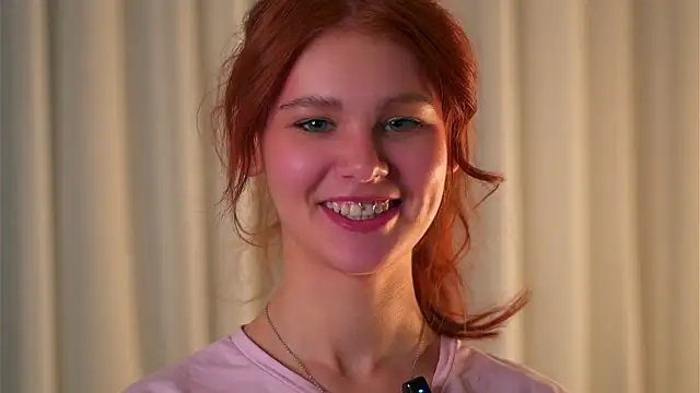 YettaCalabria's cam snapshot