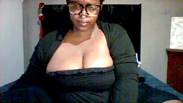 freakycoco81's cam snapshot