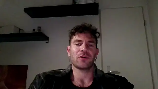 alpha-hunk's cam snapshot