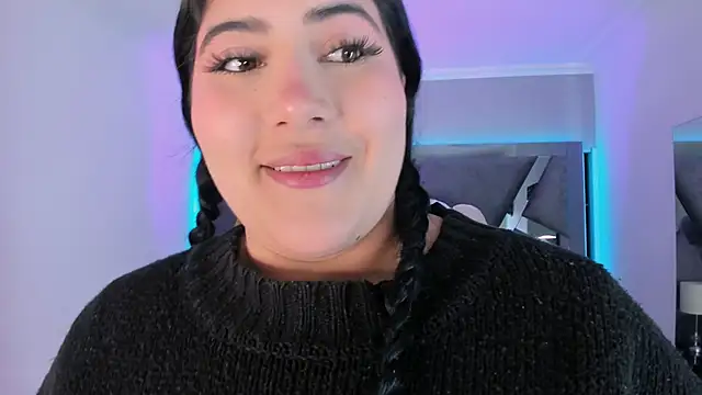 AmberiniHoffman live sex cam