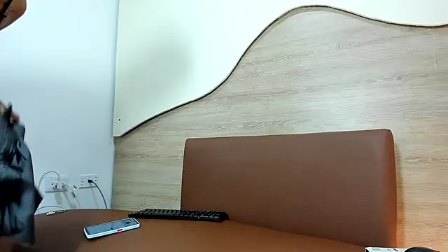 AMARA_BRUNET's cam snapshot