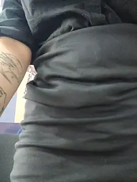 _Sarah-Office1's cam snapshot