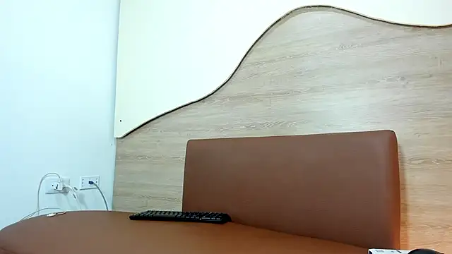 AMARA_BRUNET's cam snapshot