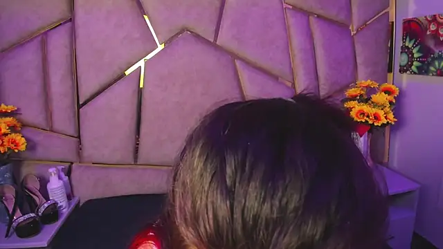 MelanyAss_'s cam snapshot