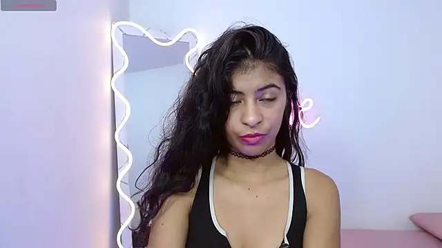 Sandyy_tay's cam snapshot