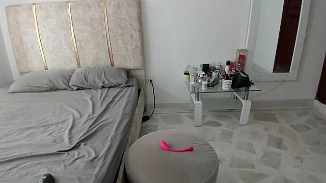 EnyelDavies's cam snapshot