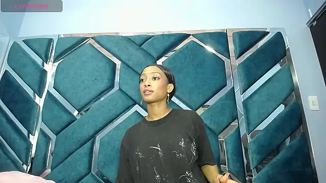 Lea_Sweetly's cam snapshot