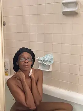 Jasmine_FullsShine's cam snapshot