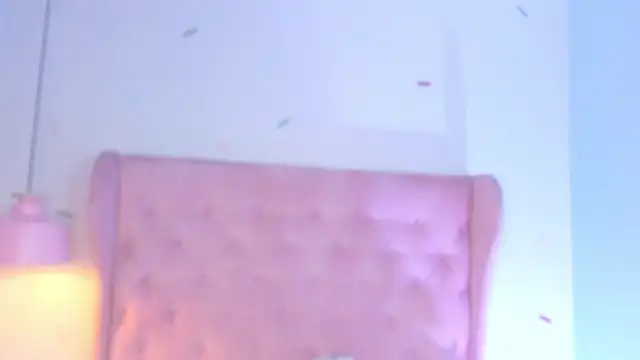 Vanelope_evanss's cam snapshot