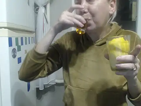 Lillia_Ray's cam snapshot