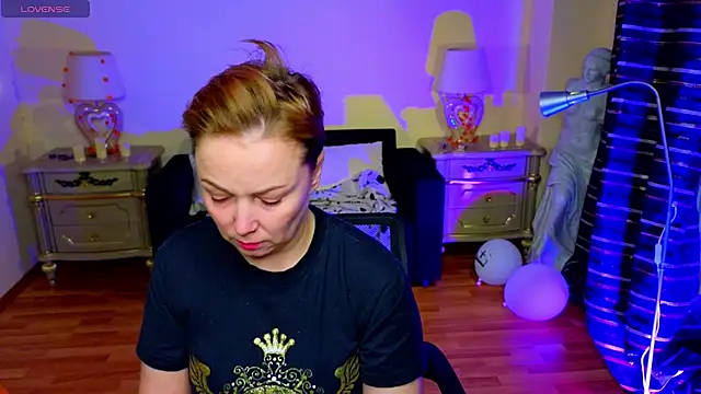 Viola_Rayden's cam snapshot