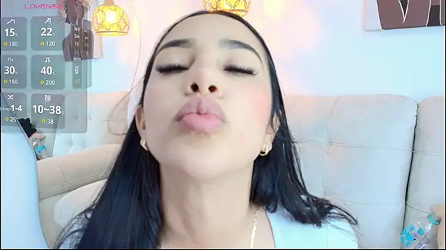 Alana-Jones's cam snapshot