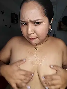 Angelly_ricura's cam snapshot