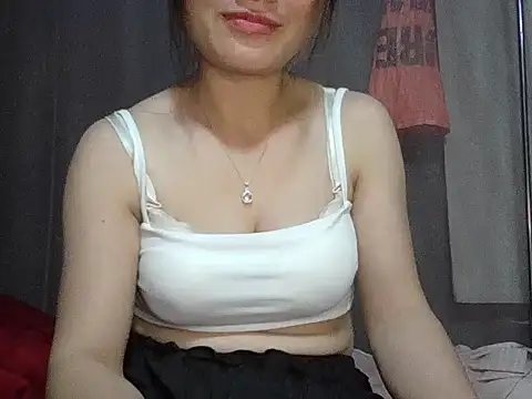 Yanmay_00's cam snapshot