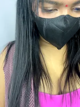 __Thenmozh__'s cam snapshot