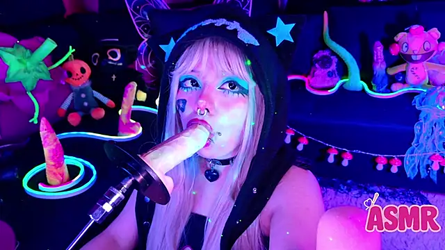 LaytonBox's cam snapshot