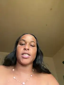 Realwetpussy's cam snapshot