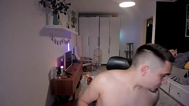 Bear_Beer130's cam snapshot