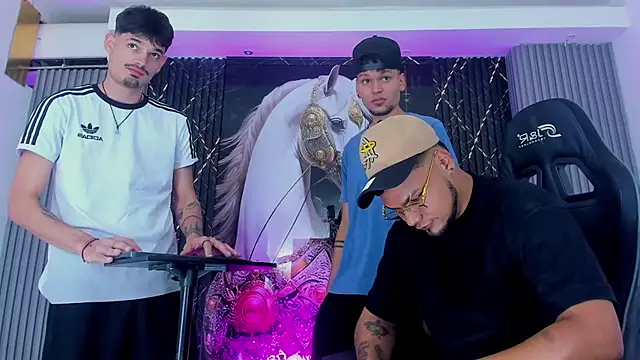 Iam_Steven's cam snapshot