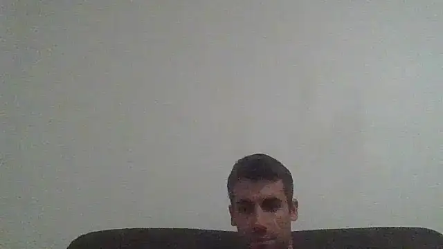 JulioIsHere4you's cam snapshot