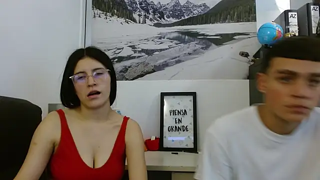 StivenandMady's cam snapshot