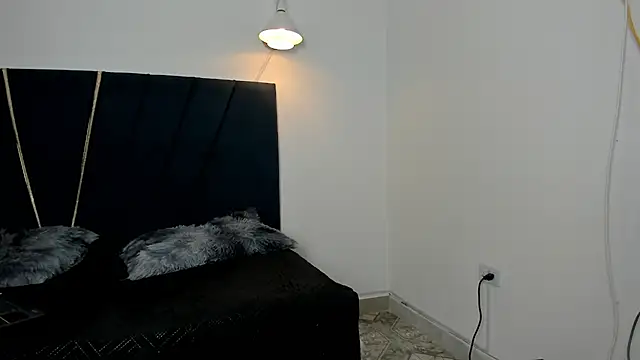 Livekendall's cam snapshot