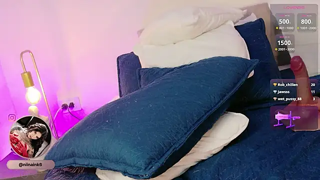 NinaInk's cam snapshot