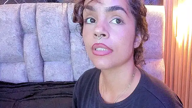 roxanne_dl's cam snapshot