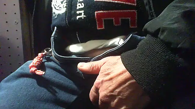 nonnomaturobisex's cam snapshot