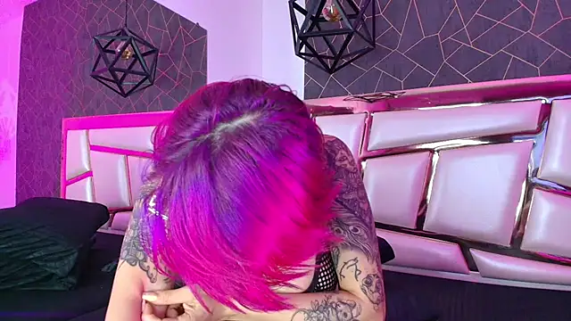 Annie_Swan's cam snapshot