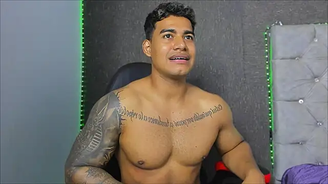 luigi_hot_'s cam snapshot