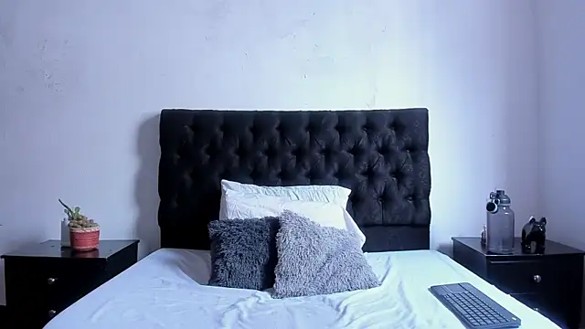 Lucio__Fox's cam snapshot