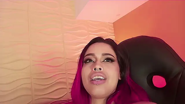 EvaaFoxxy1's cam snapshot