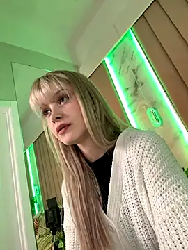 BellaSecrett's cam snapshot