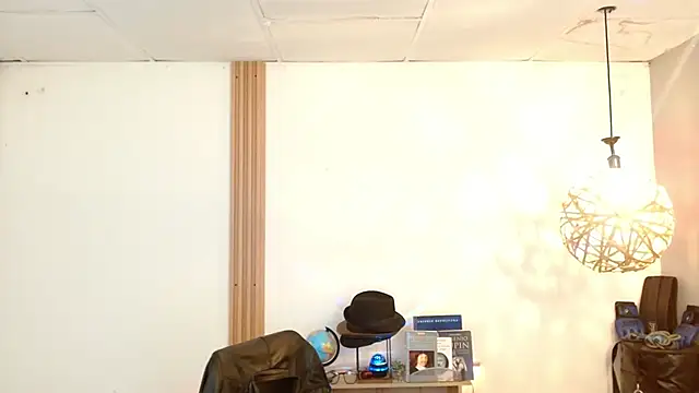 Reiko_85_'s cam snapshot